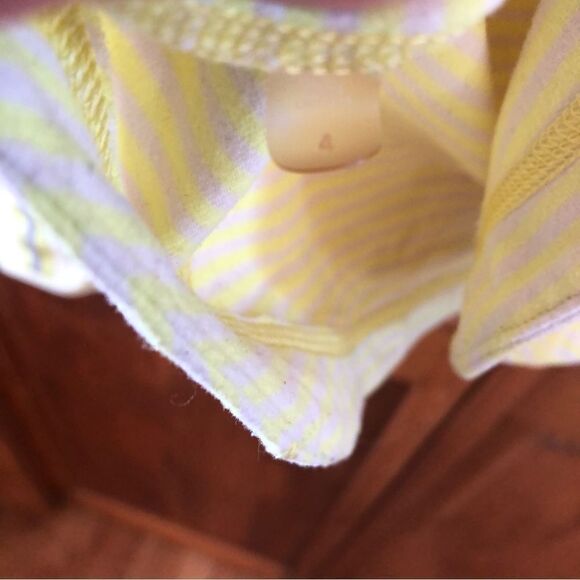 Lululemon Run Ice Queen Long Sleeve Reflective Shirt Size 4 - Picture 11 of 11